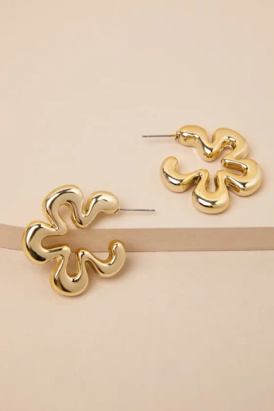 Lulus Pila Gold Chunky Flower Hoop Earrings