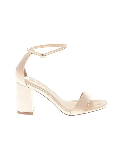 Pre-owned Lulus Sandals In Ivory