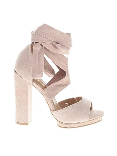 Pre-owned Lulus Sandals In Ivory