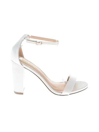 Pre-owned Lulus Sandals In White