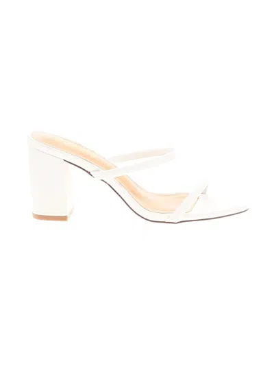 Pre-owned Lulus Sandals In White