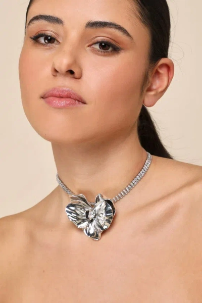 Lulus Sculptural Charm Silver Rhinestone Flower Choker Necklace
