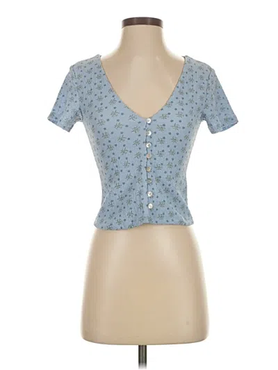 Pre-owned Lulus Short Sleeve Top Blue Floral Pattern V-neck Tops