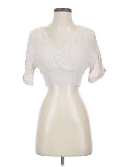 Pre-owned Lulus Short Sleeve T-shirt In Ivory