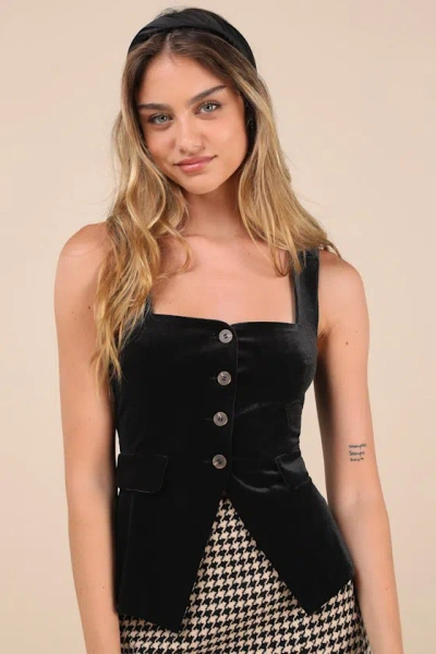 Lulus Significantly Chic Black Velvet Button-front Sleeveless Vest Top