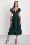 Lulus Standout Sophistication Emerald Lurex Flutter Sleeve Midi Dress In Green