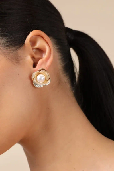 Lulus Toria Gold Pearl Flower Earrings