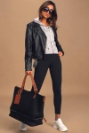Lulus Weekend Traveler Black And Cognac Tote Bag In Black