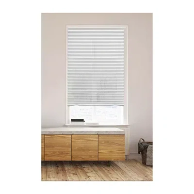 Lumi Home Furnishings Temporary Cordless Light-filtering Pleated Shade In White