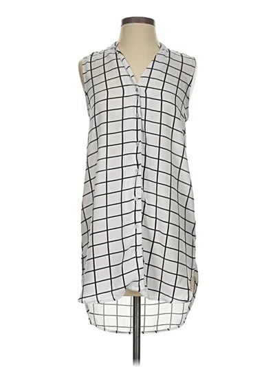 Pre-owned Lumiere Sleeveless Blouse In Gray