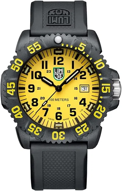Pre-owned Luminox Sea Lion X2.2055.1 Carbonox Men's 100m Black / Yellow Dial 44mm Watch
