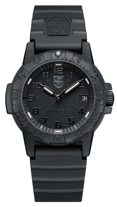 Pre-owned Luminox Xs.0301.bo.l Leatherback Sea Turtle Blackout Carbonox Quartz Men's Watch