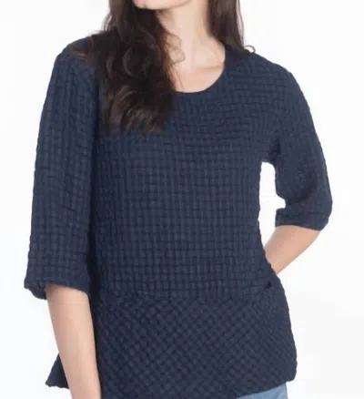 Luna Luz Ruching Top In Navy In Blue