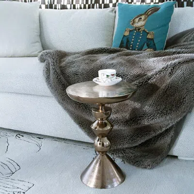 Lunares Accent Table In Gold