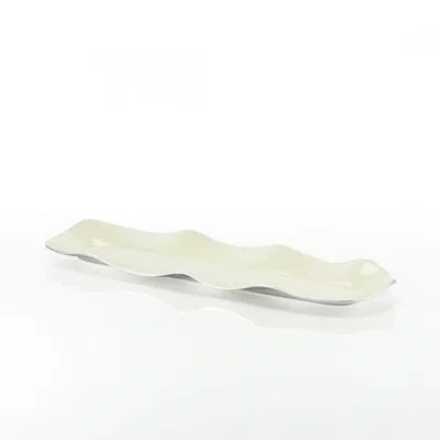 Lunares Ruffled Tray In Oyster