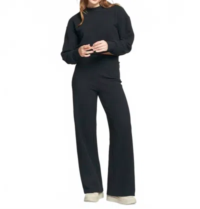 Lune Active Moon Flare Pants In Black