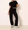 Lune Active Olly Regular Shortsleeve Tee In Black In Black