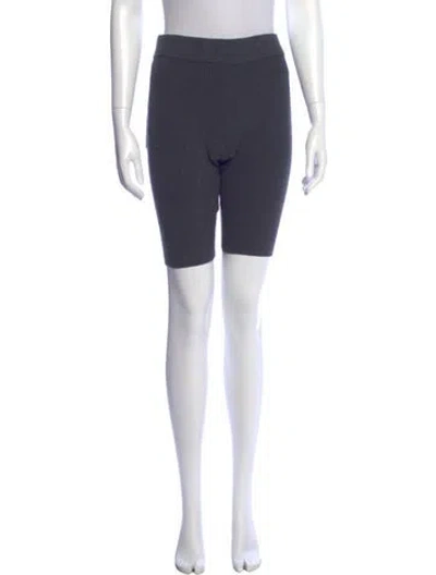 Pre-owned Lunya Knee-length Shorts In Blue