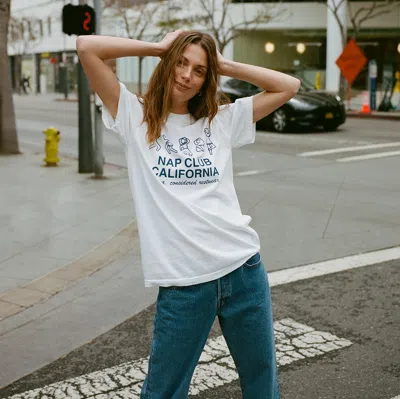 Lunya Nap Club Tee In White/blue