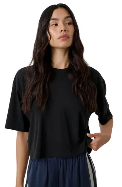 Lunya Organic Pima Cropped Easy Tee In Black