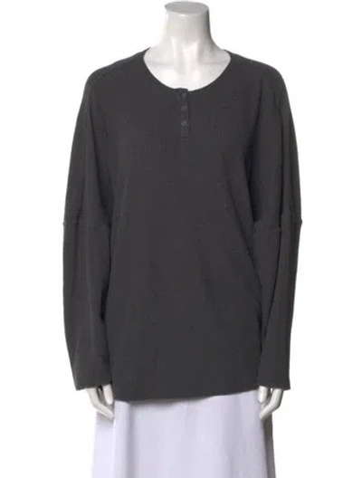 Pre-owned Lunya Scoop Neck Long Sleeve T-shirt In Gray