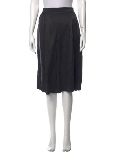 Pre-owned Lunya Silk Knee-length Shorts In Black