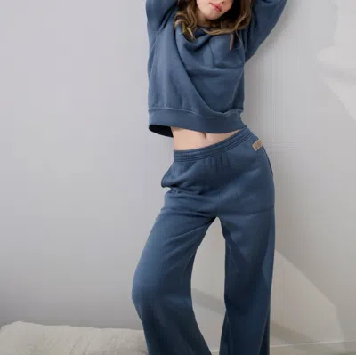 Lunya Silksweats Midweight Reversible Straight Leg In Blue