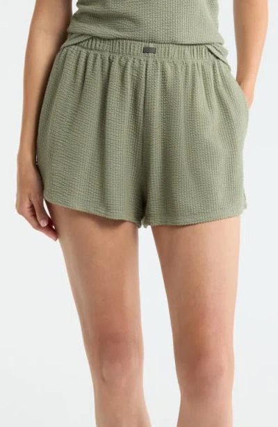 Lunya Stretch Organic Cotton Seersucker Lounge Shorts In Green
