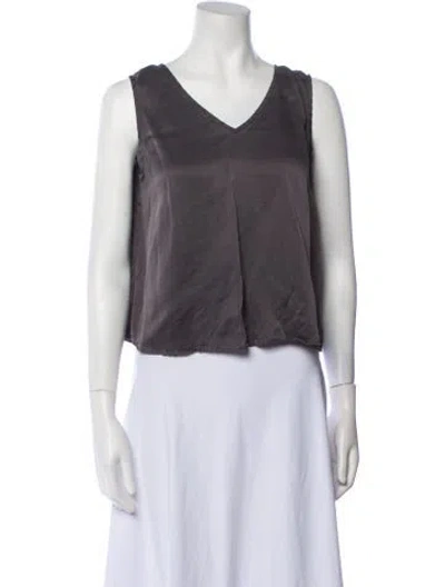 Pre-owned Lunya V-neck Sleeveless Crop Top In Gray