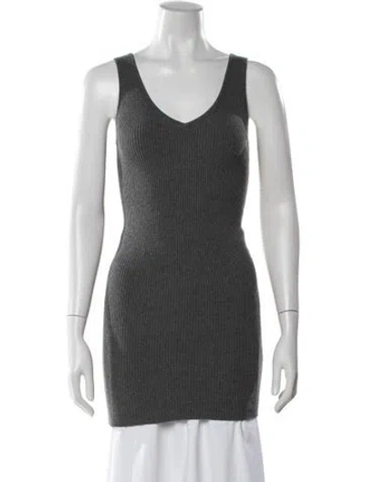 Pre-owned Lunya V-neck Sleeveless Top In Gray