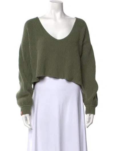 Pre-owned Lunya V-neck Sweater In Green