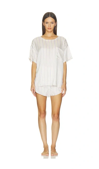 Lunya Washable Silk Tee Pajama Set In White