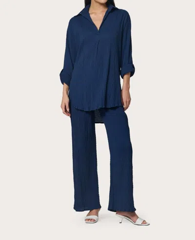 Lusana Resort Collared Short Sleeve Shirt In Indigo In Blue