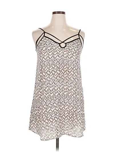 Pre-owned Lush Casual Dress In White