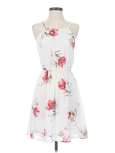 Pre-owned Lush Casual Dress In White