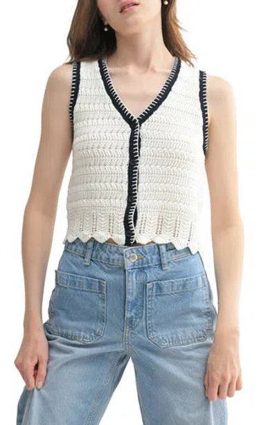 Lush Cotton Scallop Button-up Vest In White
