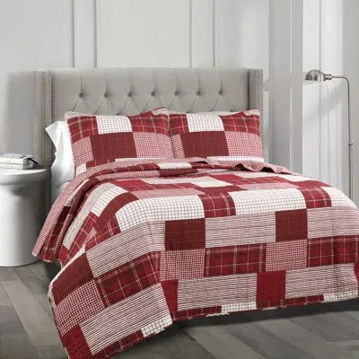 Lush Decor Greenville Cotton Reversible Quilt Set In Red