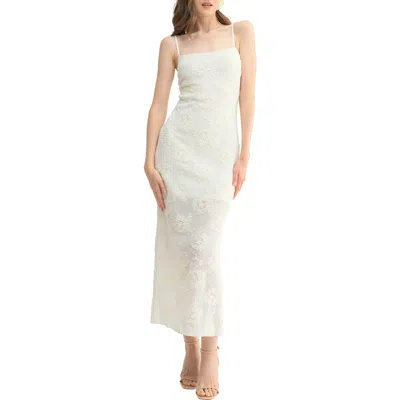Lush Floral Textured Midi Dress In White