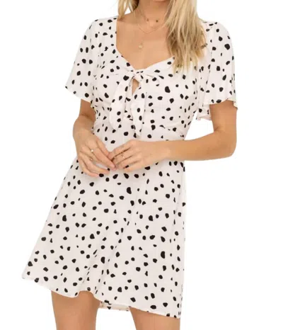 Lush Front Knot Dress In White/black