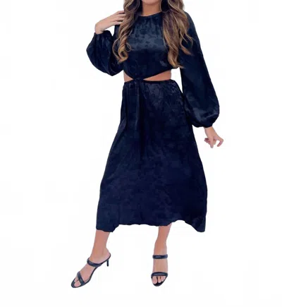 Lush Isabella Dress In Navy In Blue