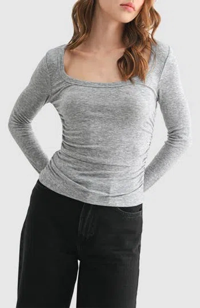 Lush Long Sleeve Ruched Top In Gray