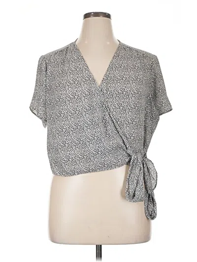 Pre-owned Lush Short Sleeve Blouse In Gray