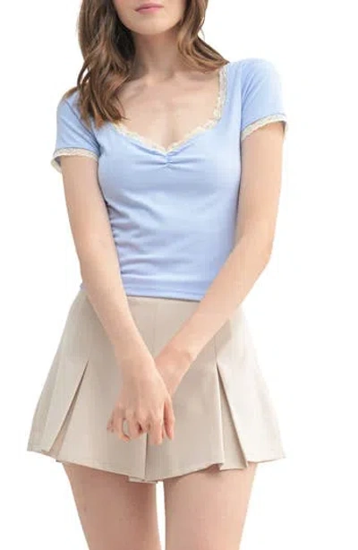 Lush Sweetheart Neck Lace Trim T-shirt In Blue