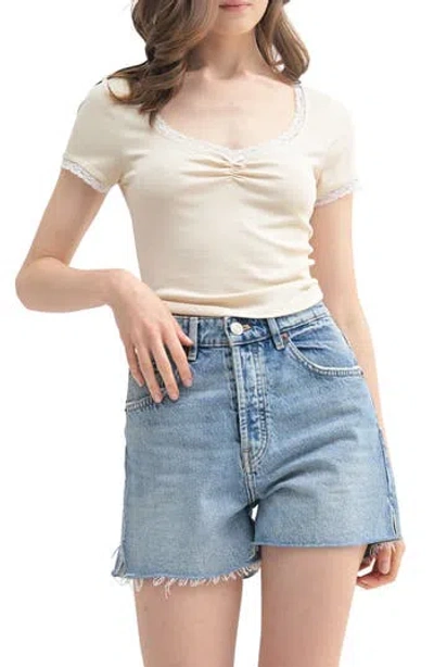 Lush Sweetheart Neck Lace Trim T-shirt In Cream