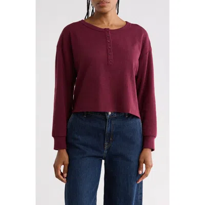 Lush Waffle Knit Cropped Henley Tee In Mulberry