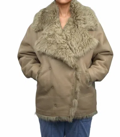 Lusso Beni Drift Jacket In Camel In Beige