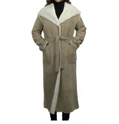 Lusso Beni Ripple Coat In Beige In Green