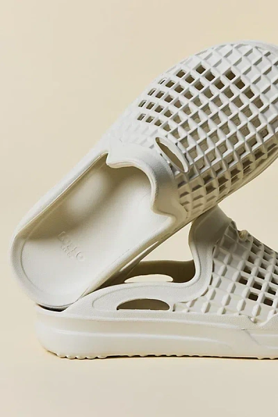 Lusso Cloud Men's Scenario Slide Mules In Bone White, Men's At Urban Outfitters In Brown