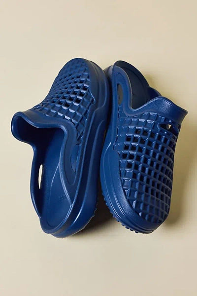 Lusso Cloud Men's Scenario Slide Mules In Indigo, Men's At Urban Outfitters In Blue