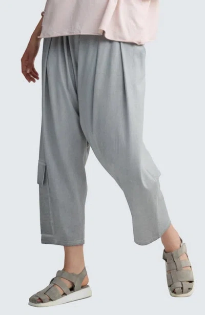 Luukaa Liore Garment-dyed V-shape Pants In Gray